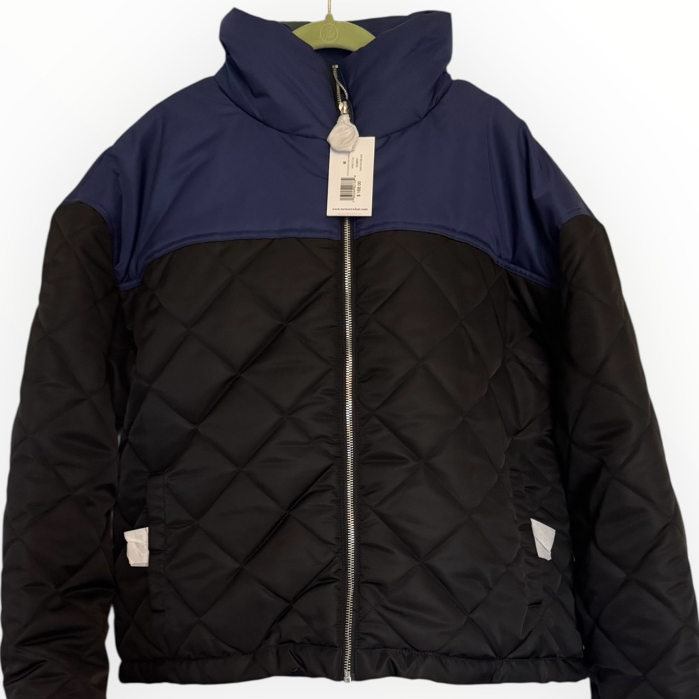Weworewhat Quilted Color Block Jacket Navy Blue Women’s Medium NWT Trendy Puffer